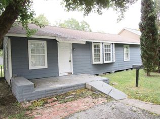601 S Utah St, La Porte, TX 77571
