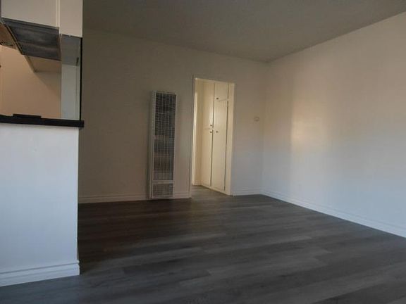 2nd image of 3945 Frances Ave APT 1