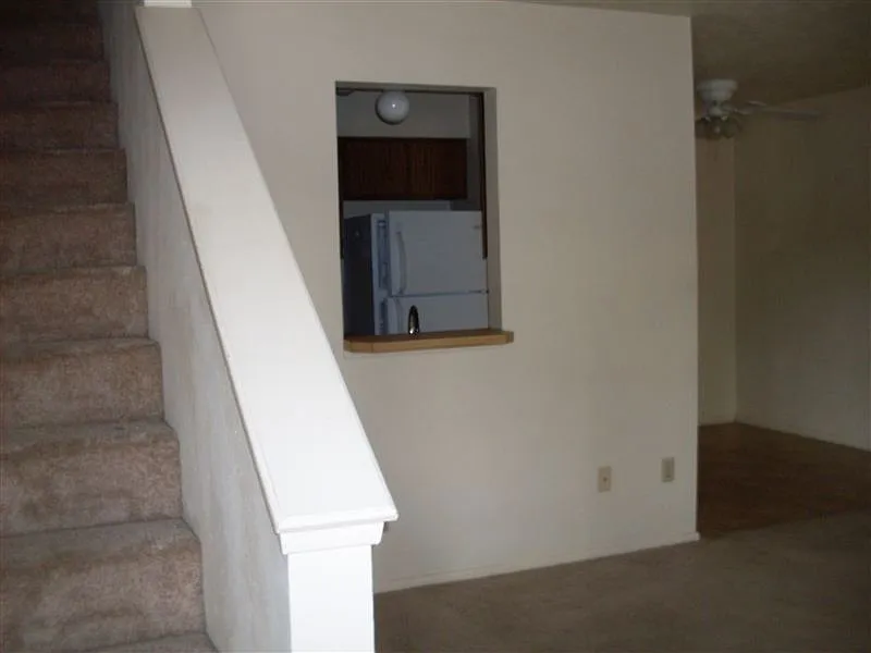 Building Photo 3