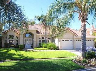 5828 W Sweet Dr, Visalia, CA 93291