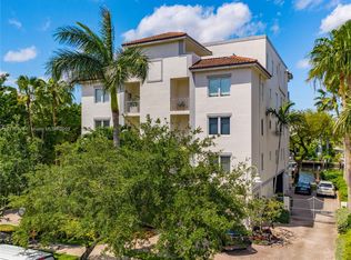217 Hendricks Isle APT 301, Fort Lauderdale, FL 33301