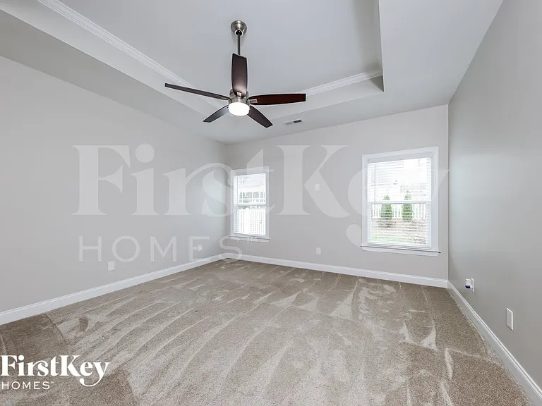 115 Glenmoor Ave — Photo 8