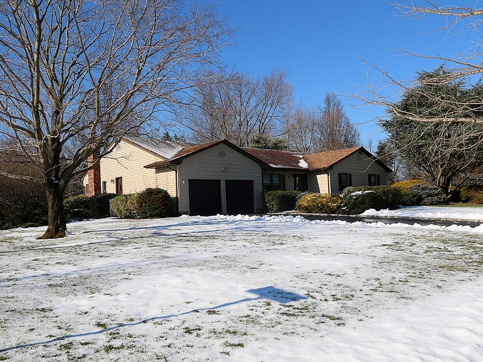 1st image of 5 Ducharme Ln