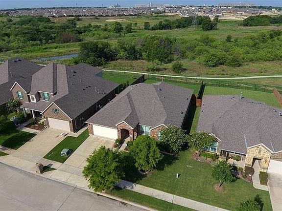 4th image of 7537 Aubrac Way