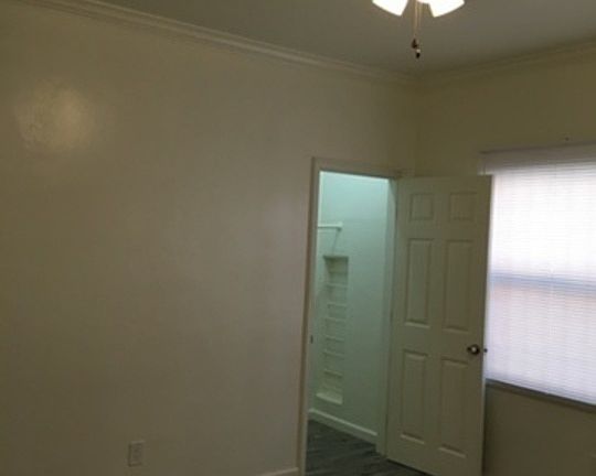 3rd image of 1152 S Bronson Ave #1154