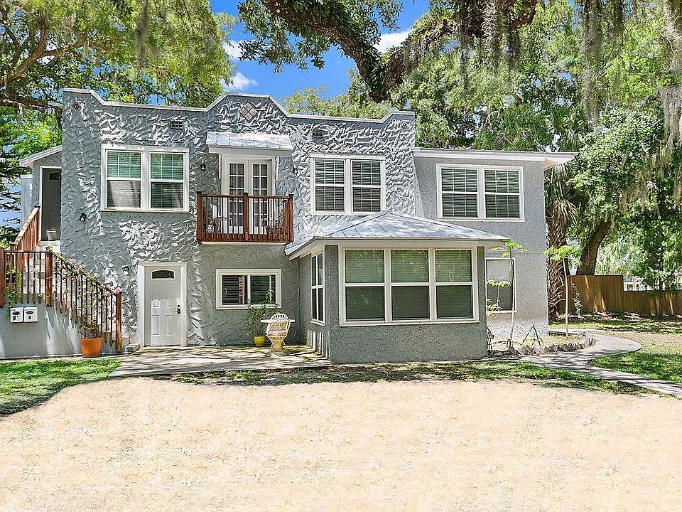 1st image of 8 Douglas Ave