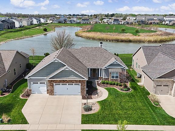 5th image of 405 Denton Dr