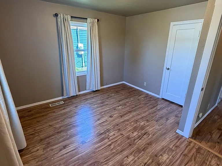 56 E Cedar St — Photo 4