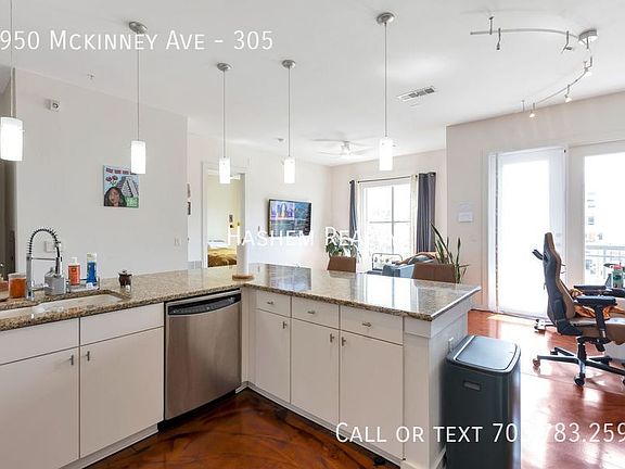4th image of 2950 McKinney Ave APT 305