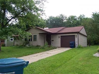 1st image of 933 S 19th St