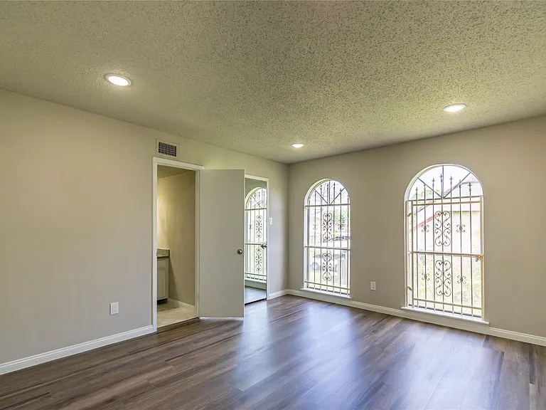 7921 Cook Rd — Photo 11