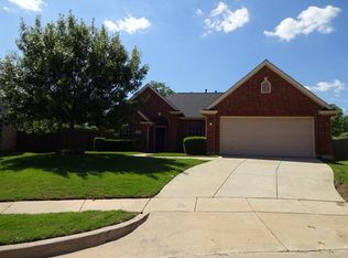 215 Deerpath Rd, Hickory Creek, TX 75065