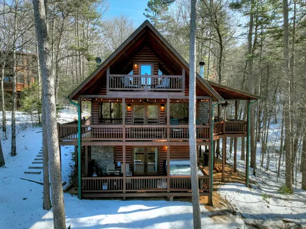 176 White Tail Rdg, Blue Ridge, GA 30513