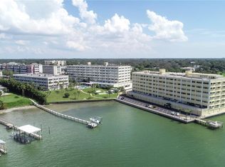 100 Bluff View Dr APT 303B, Belleair Bluffs, FL 33770