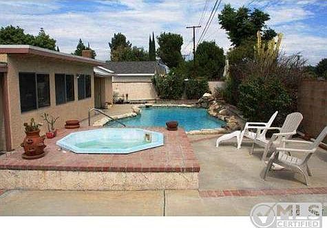 2nd image of 22844 Vose St