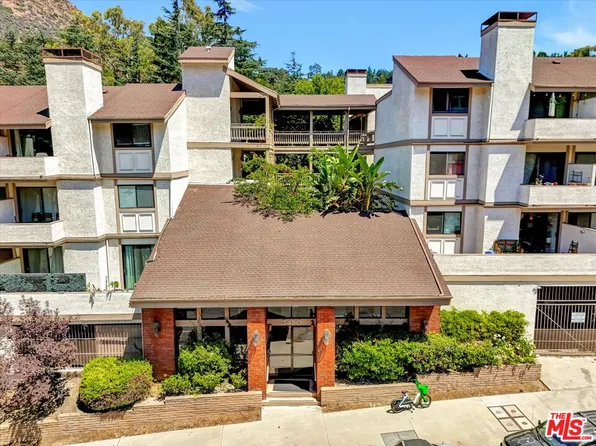 3480 Barham Blvd APT 325, Los Angeles, CA 90068
