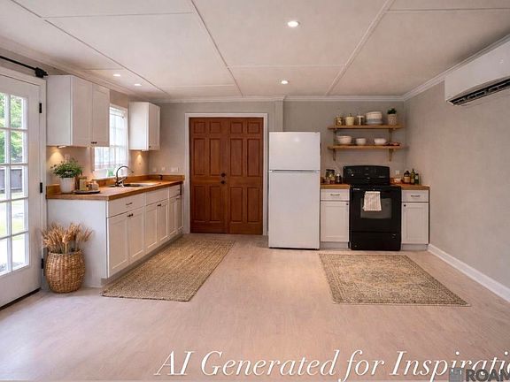 3rd image of 376 Croydon Ave #B