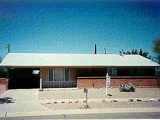 1st image of 400 S Holcomb Cir #0
