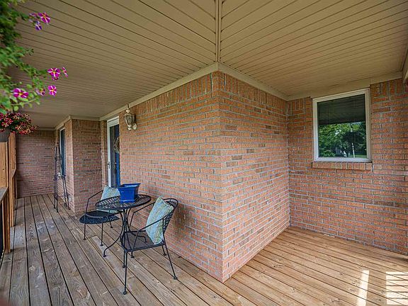 5th image of 4315 Covey Ln