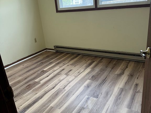 5th image of 17-19 East St #19A