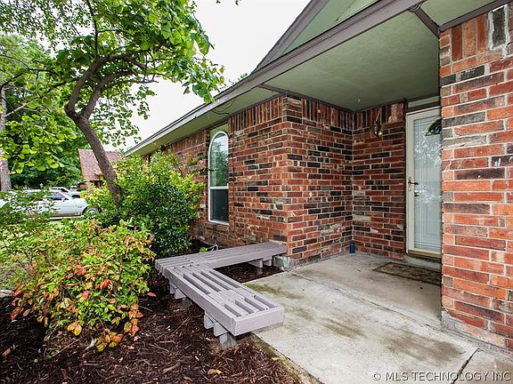 3rd image of 6116 S 114th East Ave