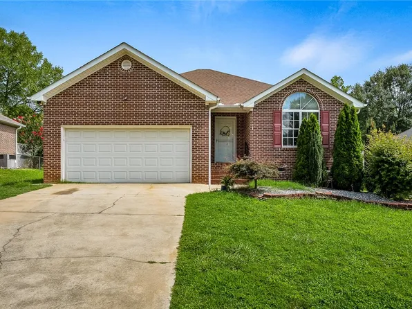102 Woodbridge Cir, Anderson, SC 29621