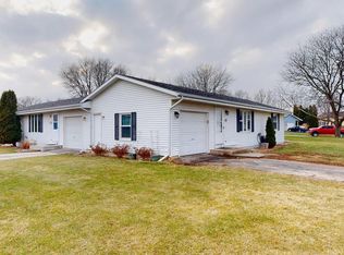 1508 Endl Blvd #501, Fort Atkinson, WI 53538