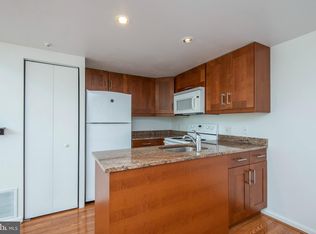 641 N 16th St #1F, Philadelphia, PA 19130