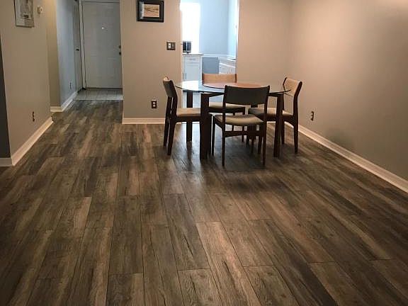 5th image of 868 Dow Ln
