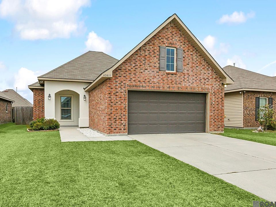 1st image of 42655 Baystone Ave