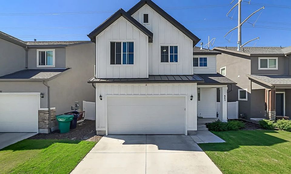 945 W Mckenna Rd