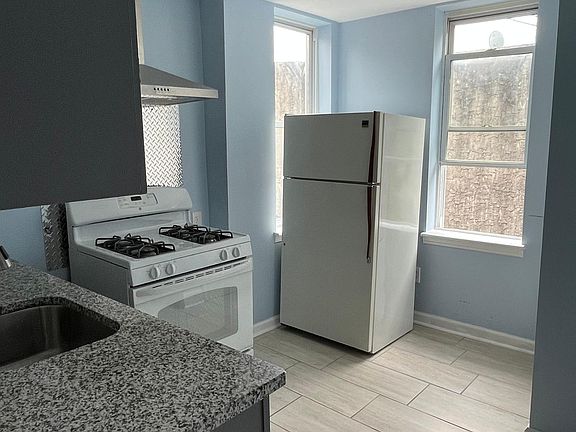 3rd image of 516 W Lycoming St