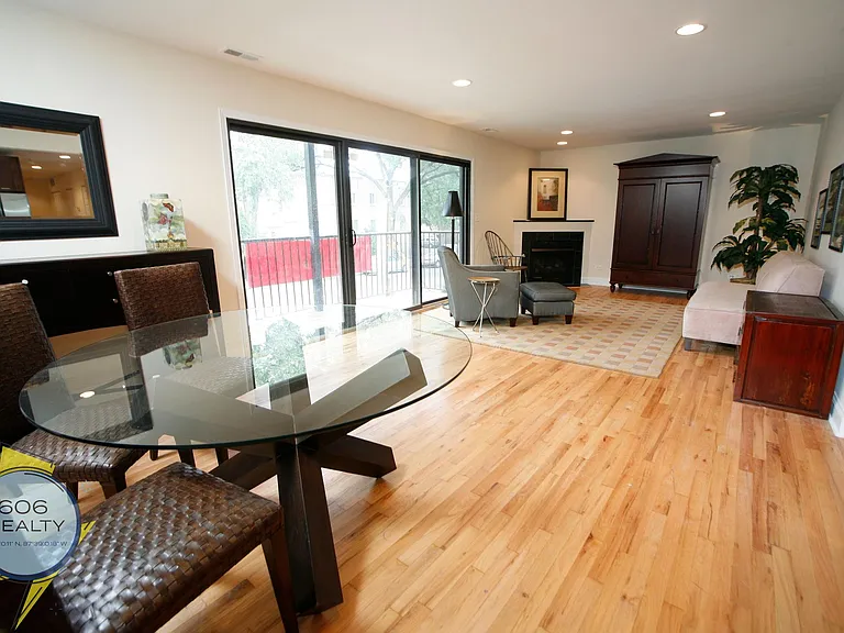 6954 N Greenview Ave — Photo 4