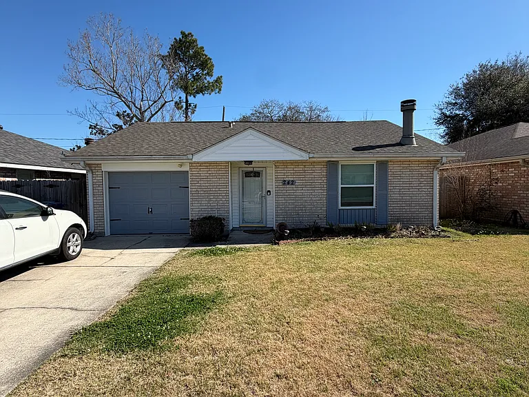 242 Dianne Dr — Photo 16