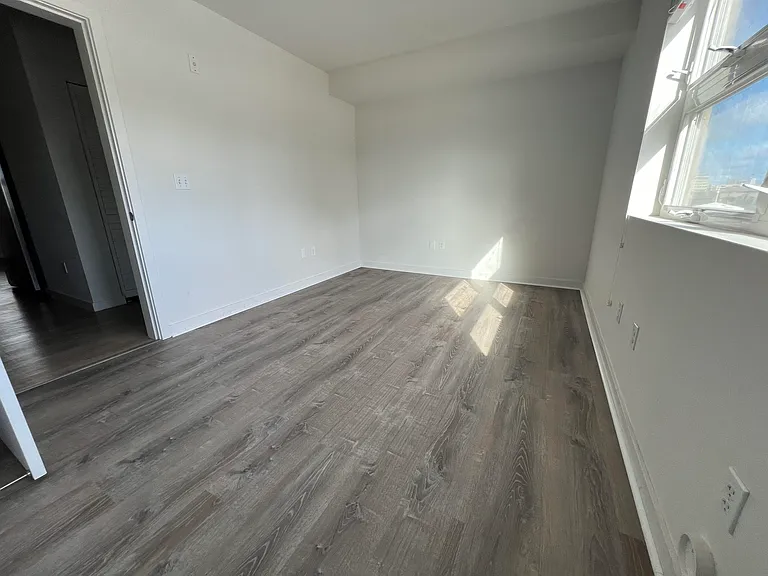 1310 Pensacola St #403 — Photo 2