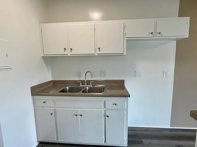 1820 W Sallie Ln #B1 — Photo 20