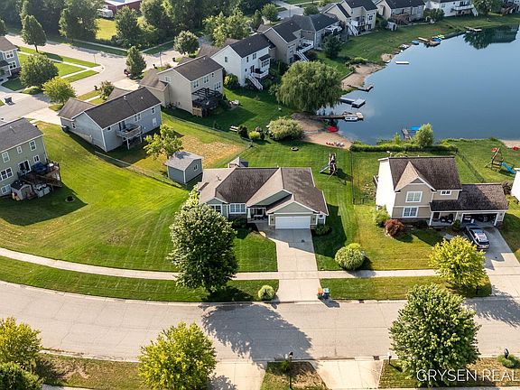 3rd image of 6114 Kingsbury Ct