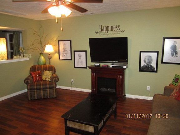 2nd image of 2915 Summer Point Ct