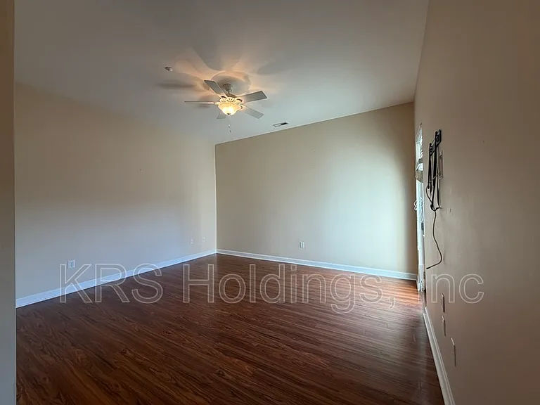 670 Town Center Dr #405 — Photo 9