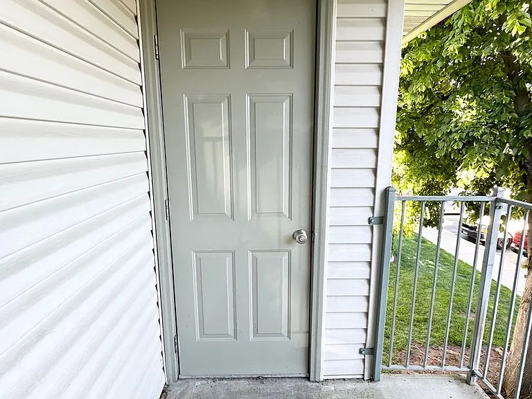 10673 W Halstead Ln #202 — Photo 9