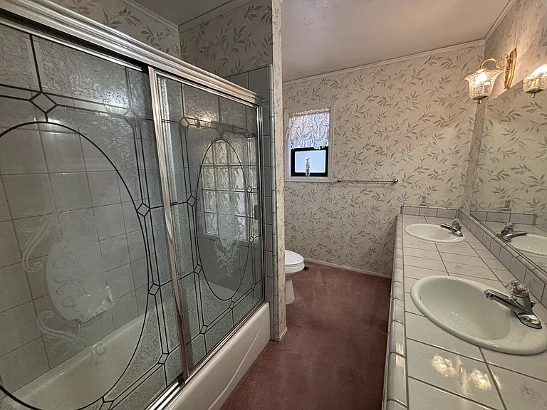 2699 Westwood Dr — Photo 15