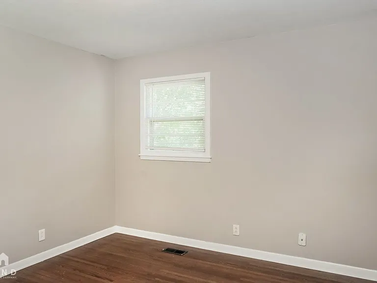 1003 Heard Ct SE — Photo 15