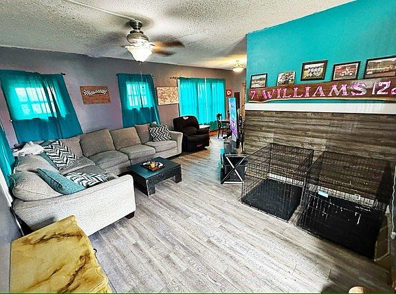 4th image of 214 I St