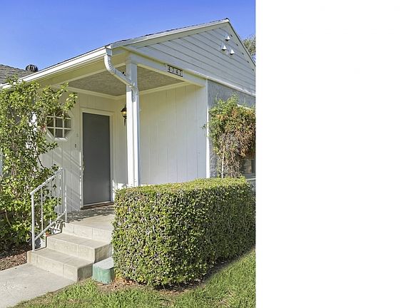 3rd image of 4747 Sunset Ave