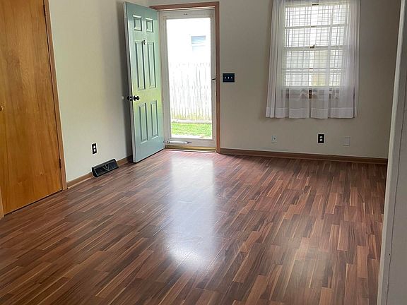 5th image of 608 N 16th St