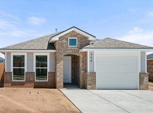 504 E 24th St, Wolfforth, TX 79382