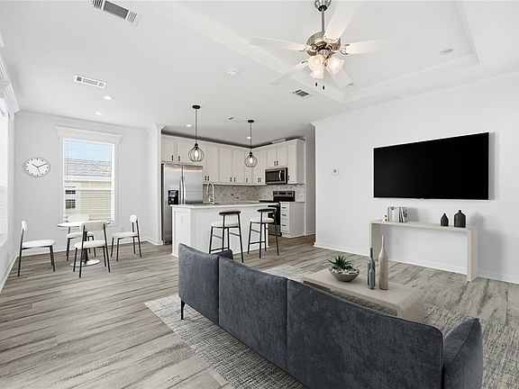 3rd image of 3710 GULF OF MEXICO DRIVE #F2