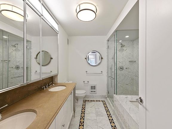 5th image of 205 W 76th St APT 502