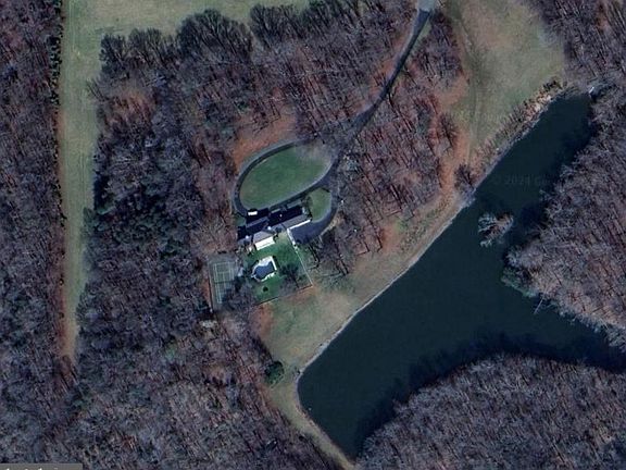 5th image of 6225 Cool Springs Farm Pl