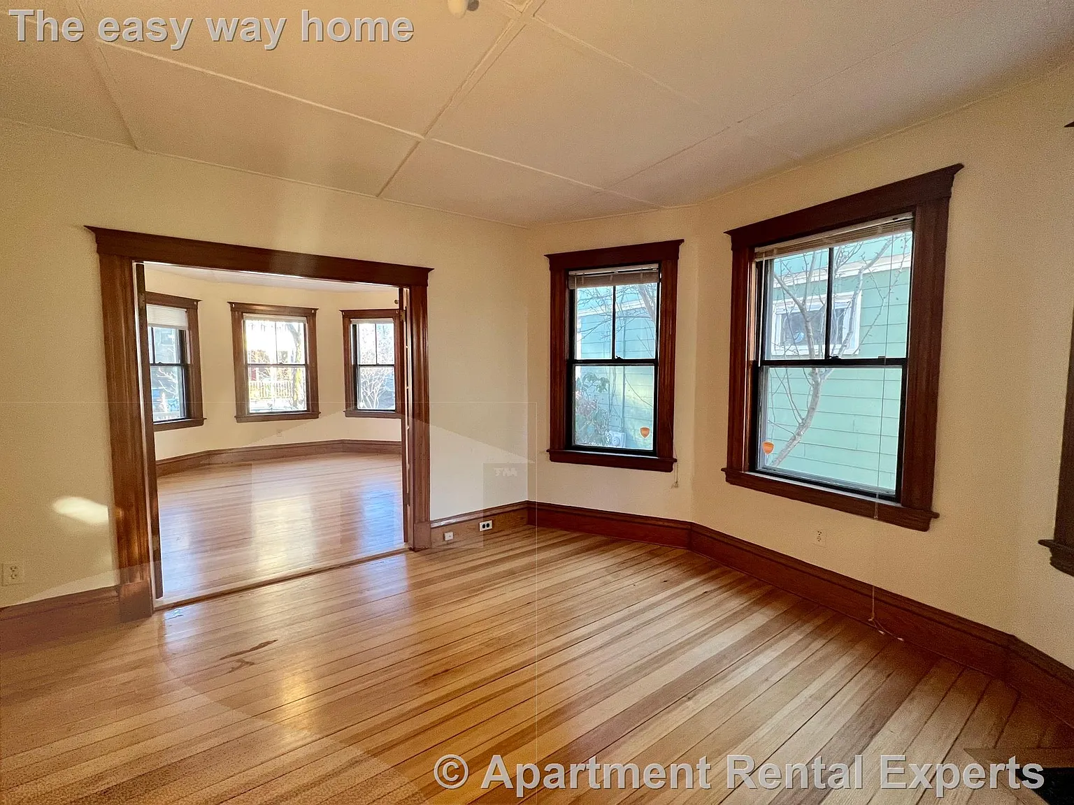 1 bed, 715 sqft, $2,450 — Photo 2